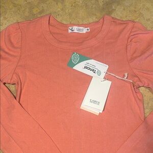 Women’s Long Sleeve shirt, by Carve, size XS, Pink/coral in color